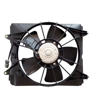 Un buon prezzo. 19015R5AA01 Parti di auto Sistema di raffreddamento dell'auto Radiatore Serbatoio dell'acqua Ventilatore di raffreddamento in linea