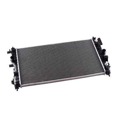 Un buon prezzo. Radiatore in alluminio Serbatoio d'acqua in plastica per Chevrolet Cruze e Buick Excelle Automatic 13427810 in linea