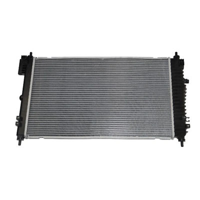 Un buon prezzo. OE NO. 26395962 2017-2021 Radiatore in alluminio per Chevrolet Cavalier e Buick EXCELLE MT in linea