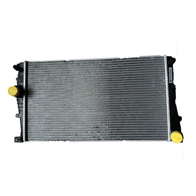 Un buon prezzo. Serbatoio dell'acqua del radiatore in alluminio per BMW F30 F35 F31 F32 F33 F34 F36 F20 F21 F22 2014- Motore 335 i xDrive in linea