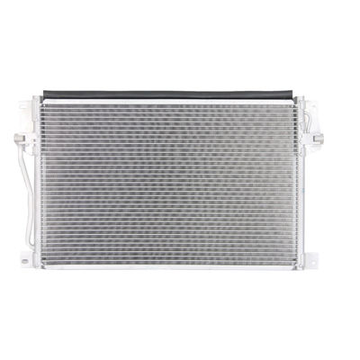 Un buon prezzo. Condensatore di aria condizionata per auto ad alta potenza per VOLVO C70 S70 9171271 30665225 6849575 in linea