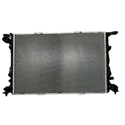Un buon prezzo. Sostituzione/riparazione del sistema di raffreddamento per il radiatore in alluminio Audi A4 A5 A6 2007-2015 in linea