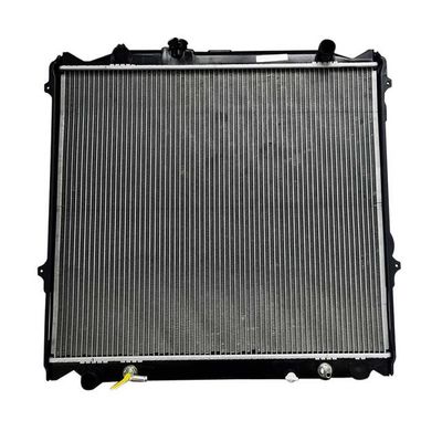 Un buon prezzo. 1640075160 Radiatore in alluminio per TOYOTA Land Cruiser 3.4 Soluzione di raffreddamento durevole in linea