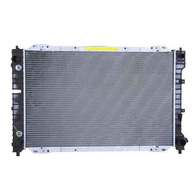 Un buon prezzo. Radiatore in alluminio per Ford Escape 2.0 YL8H8005KB YL8Z8005JA 4L8Z8005KA YF1015200 in linea
