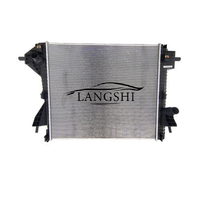 Un buon prezzo. Radiatore in alluminio per auto della serie F F550SD 6.8 7C3Z8005F 7C3Z8005D per Ford 2005-2010 in linea