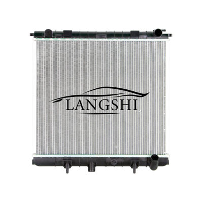 Un buon prezzo. 1994-2002 Anno Land Rover RANGE ROVER II P38A Ricambi auto Radiatore in alluminio AU2173 in linea