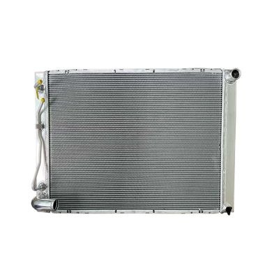 Un buon prezzo. Serbatoio dell'acqua del radiatore in alluminio per TOYOTA Sienna 3.3 2003-2010 Scopo di sostituzione/riparazione in linea